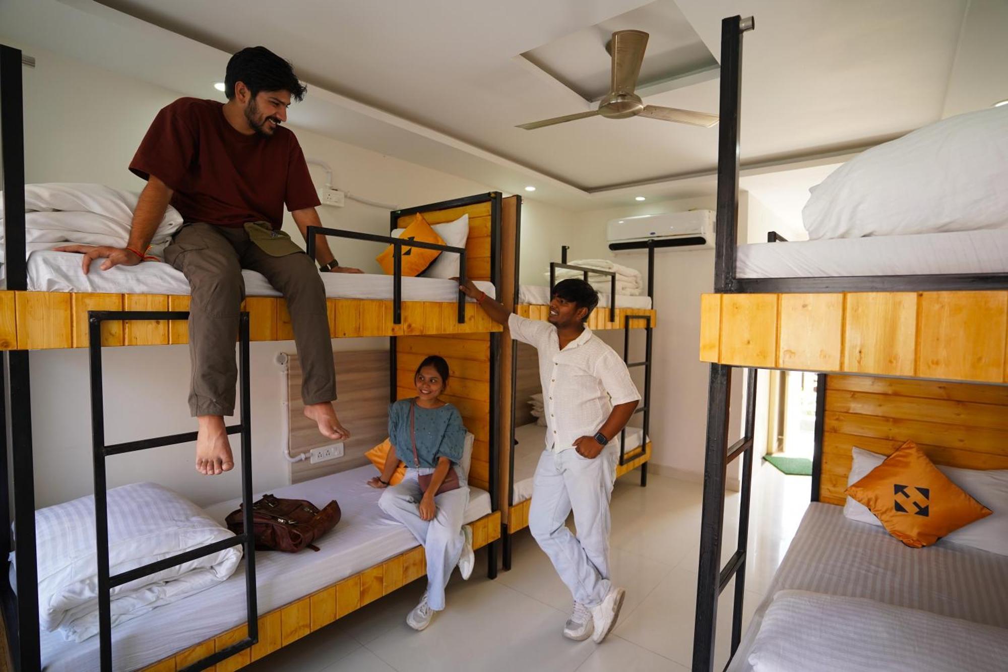 Hostel Hide-In Rishikesh, Laxman Jhula Exterior foto